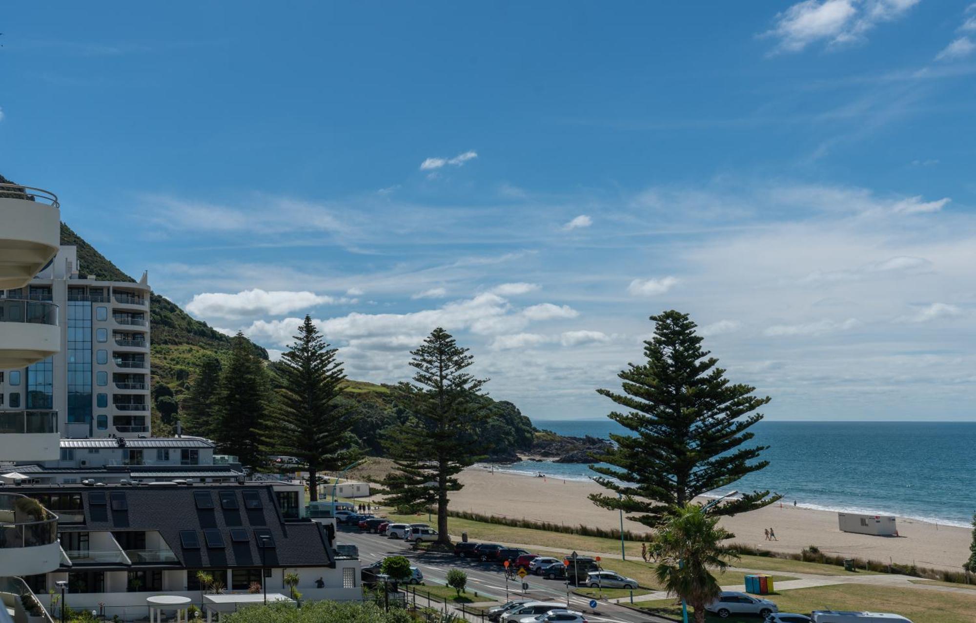 Ocean View Beach Escape - Top Floor Apartments, Mt Maunganui Base Mount Maunganui Exterior foto