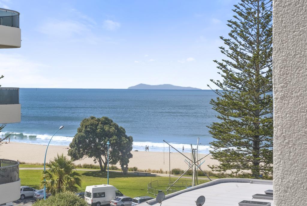 Ocean View Beach Escape - Top Floor Apartments, Mt Maunganui Base Mount Maunganui Exterior foto